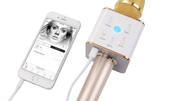 Sử dụng an toàn mic hát karaoke trên điện thoại 2.jpg